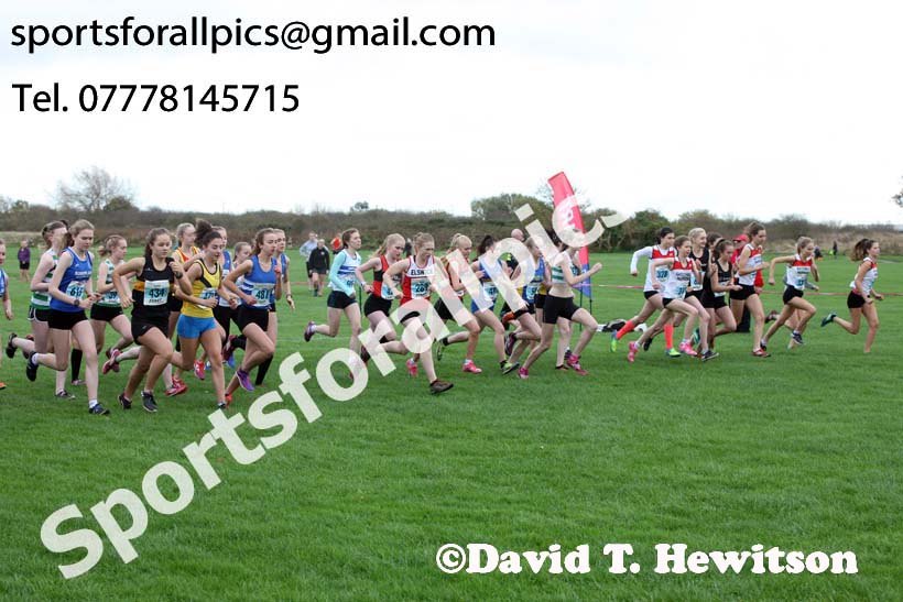 Womens under-17s and under-20s, Sherman Cup and Davison Shield, Temple Park, South Shields. Photo:  David T. Hewitson/Sports for All Pics